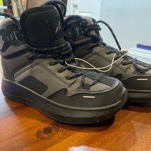 ZARA boys boots